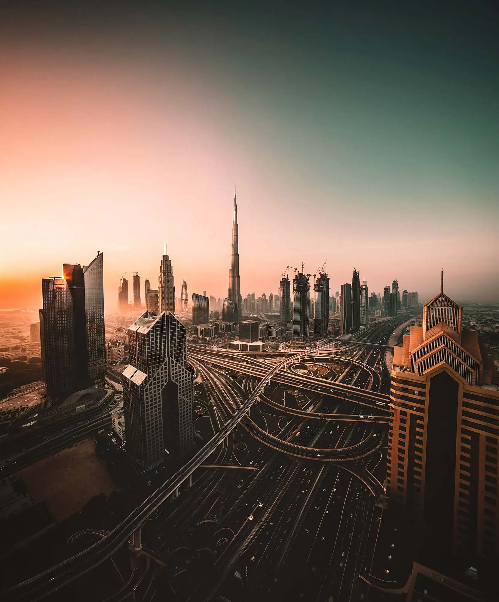 4-Mo╠üdulo-Itinerario-VA-1660x2000px-dubai.webp - Pangea Viajes