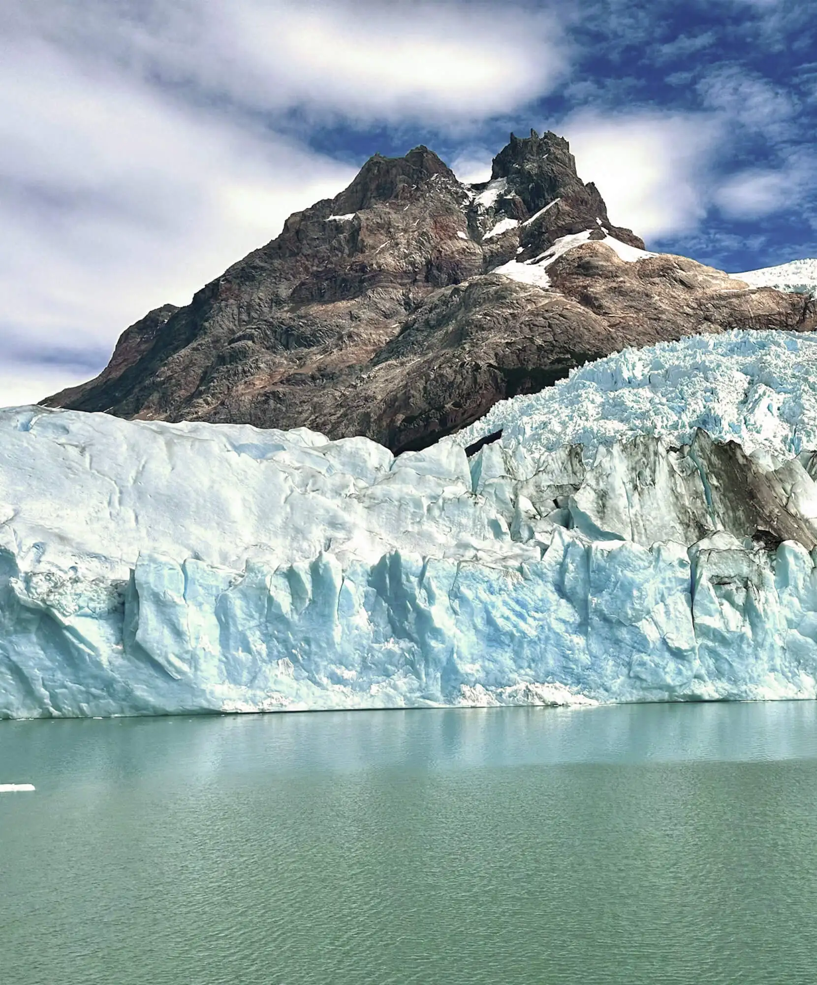 OFERTA-VIAJE-GLACIARES-Y-CATARATAS.webp - Pangea Viajes