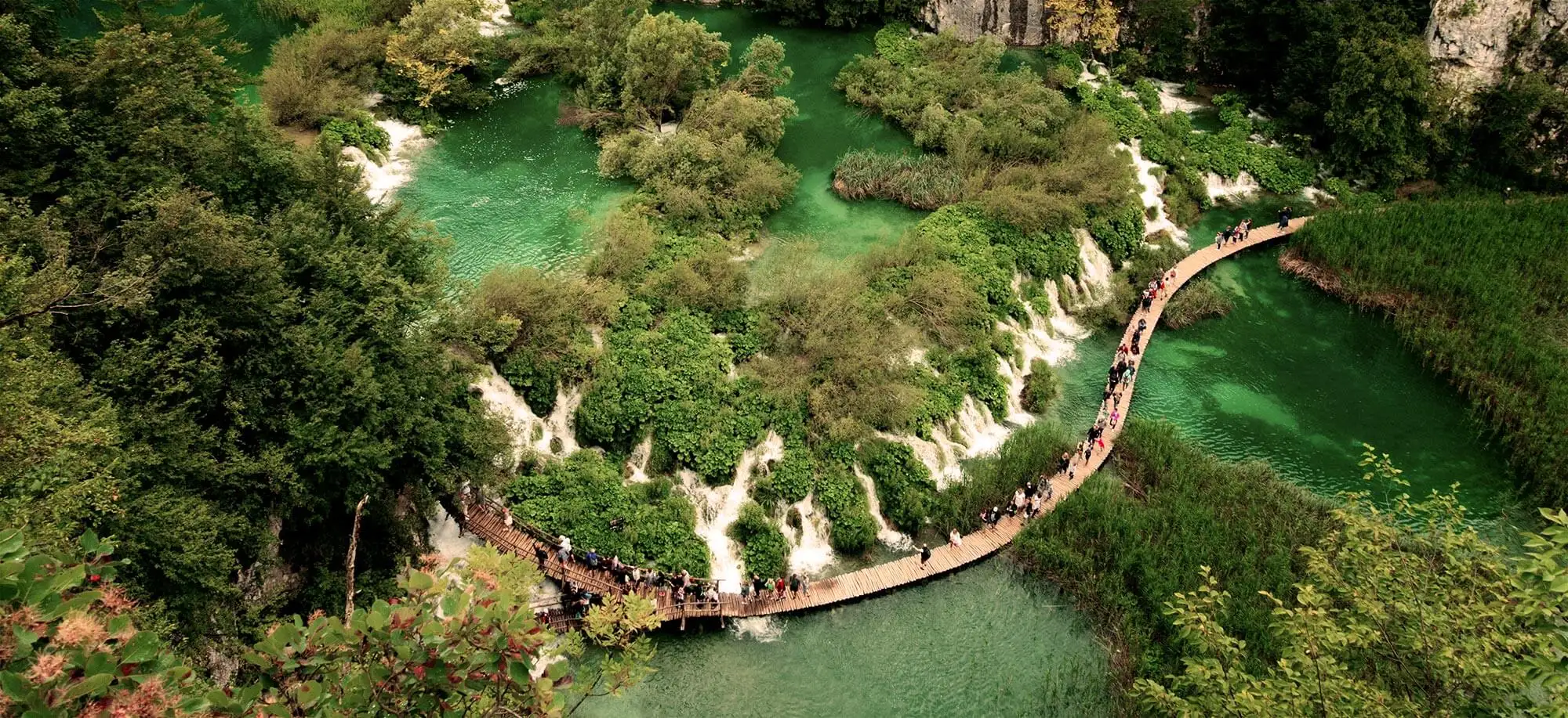 image-viajar-a-croacia-lagos-de-plitvice-g2.webp - Pangea Viajes